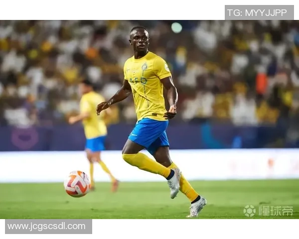 2023年全球足球明星月薪排行榜揭晓谁是收入最高的球员