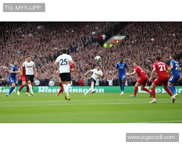 动漫足球明星精彩进球集锦视频带你感受激情与梦想的碰撞