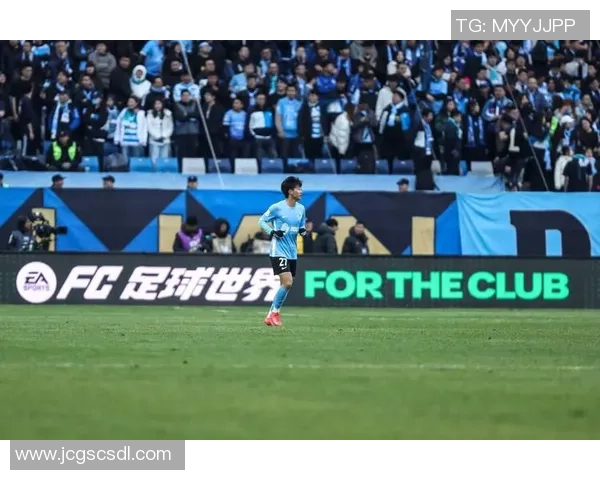 足球杨老师带你领略足球的魅力与技巧提升之路